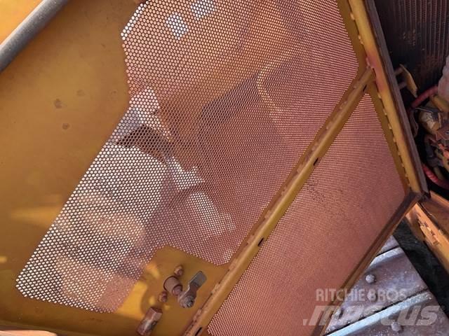 CAT D9T Pásové dozéry
