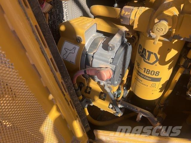 CAT D9T Pásové dozéry