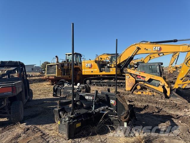 CAT GB124 Grejdery