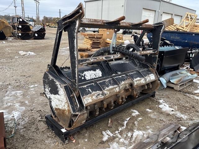 CAT HM418C Lesné mulčovače