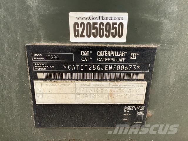 CAT IT28G Terénne vysokozdvižné vozíky