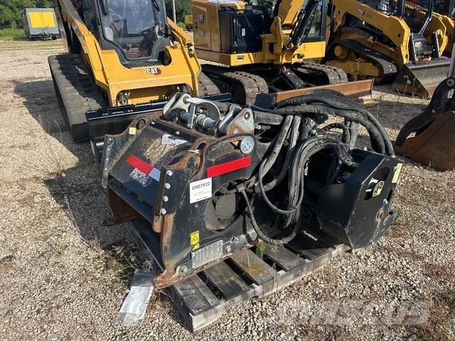 CAT PC306 Cestné frézy