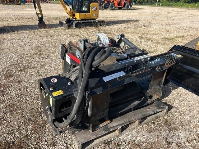 CAT PC306 Cestné frézy