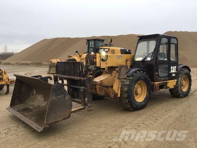 CAT TH83 Teleskopické manipulátory