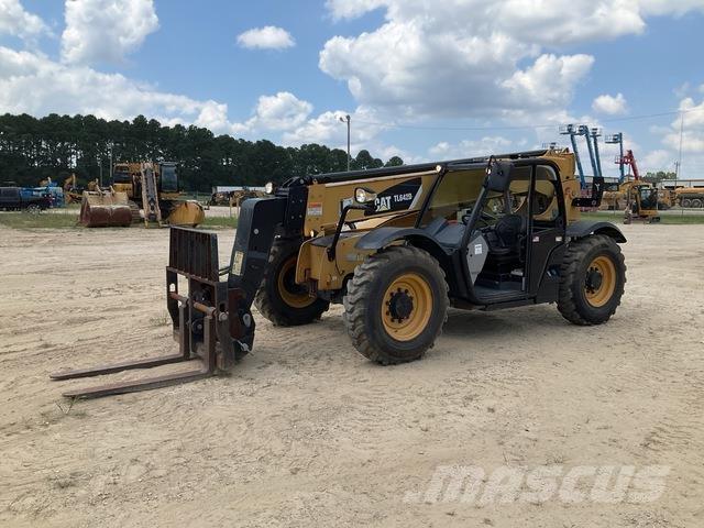 CAT TL642D Teleskopické manipulátory