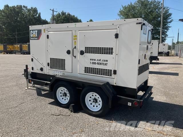CAT XQ125 Naftové generátory