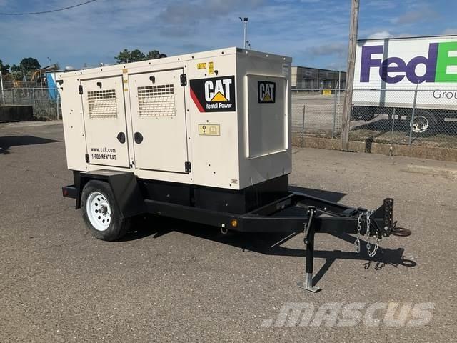 CAT XQ60 Naftové generátory