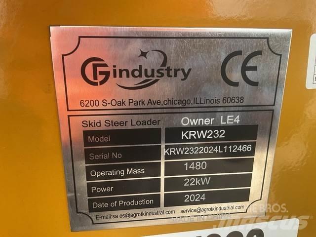 CFG KRW232 Šmykom riadené nakladače