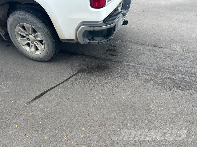 Chevrolet 1500 Nakladacia/sklápacia bočnica