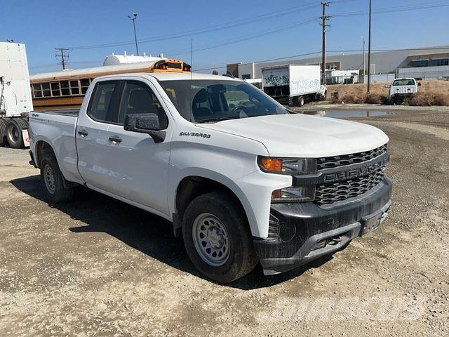 Chevrolet 1500 Nakladacia/sklápacia bočnica