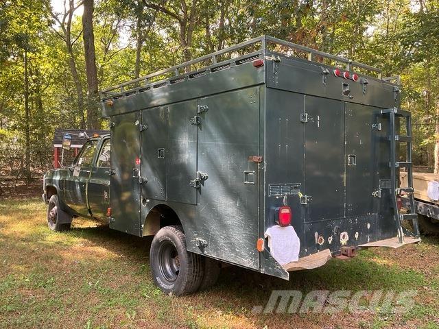 Chevrolet 2500 Komunálne / Multi-úžitkové vozidlá