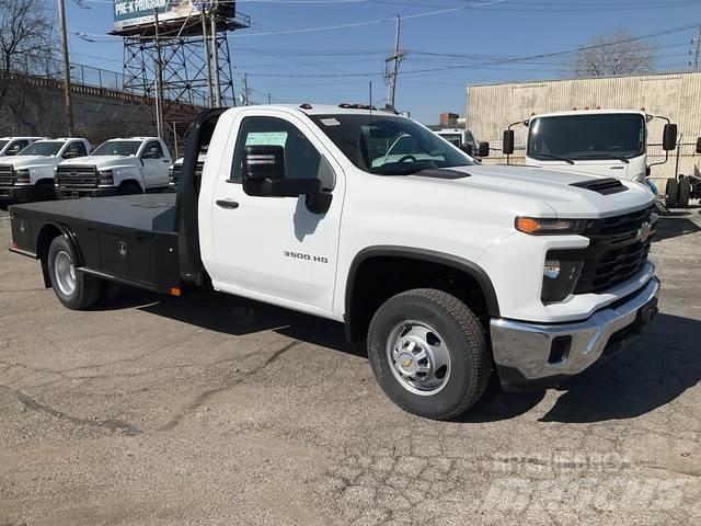 Chevrolet 3500 Plošinové nákladné automobily/nákladné automobily so sklápacími bočnicami