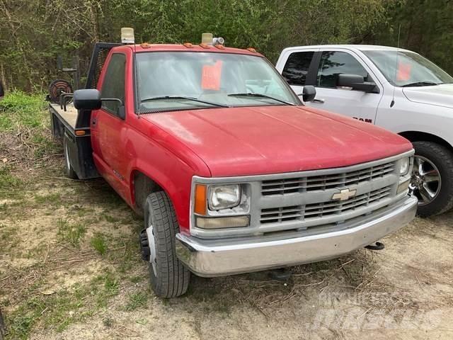 Chevrolet 3500 Plošinové nákladné automobily/nákladné automobily so sklápacími bočnicami