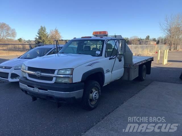 Chevrolet 3500 Plošinové nákladné automobily/nákladné automobily so sklápacími bočnicami