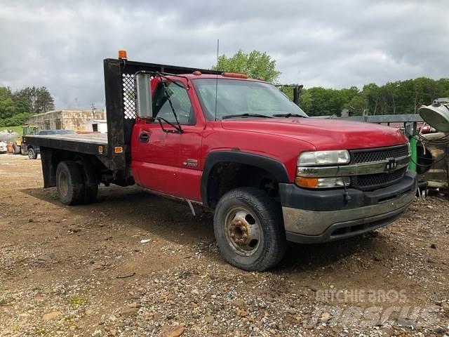 Chevrolet 3500 Plošinové nákladné automobily/nákladné automobily so sklápacími bočnicami