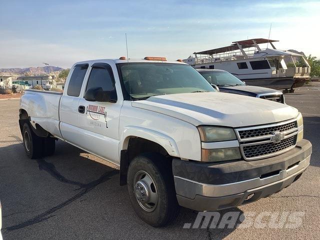 Chevrolet 3500 Nakladacia/sklápacia bočnica