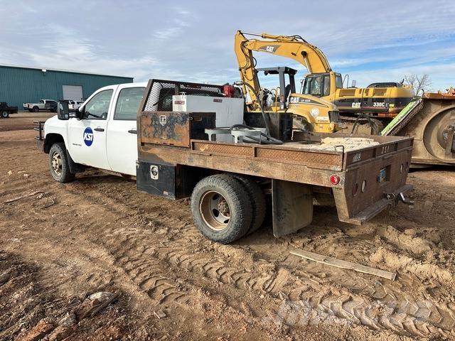 Chevrolet 3500 Plošinové nákladné automobily/nákladné automobily so sklápacími bočnicami