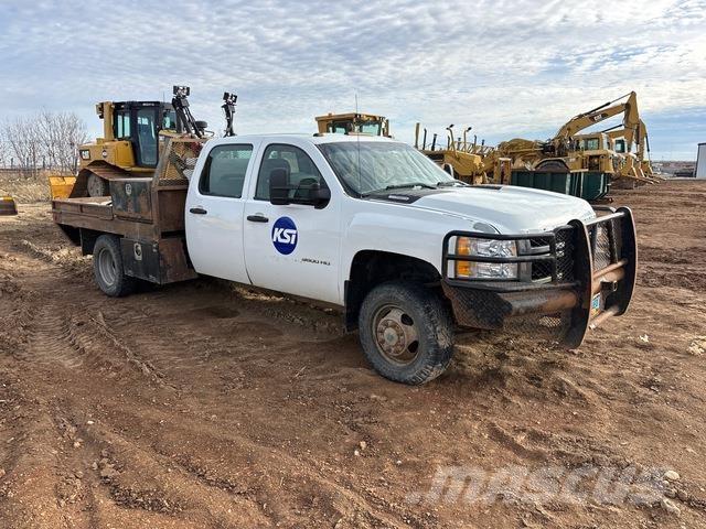 Chevrolet 3500 Plošinové nákladné automobily/nákladné automobily so sklápacími bočnicami