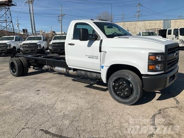 Chevrolet 5500 Kabíny a interiér
