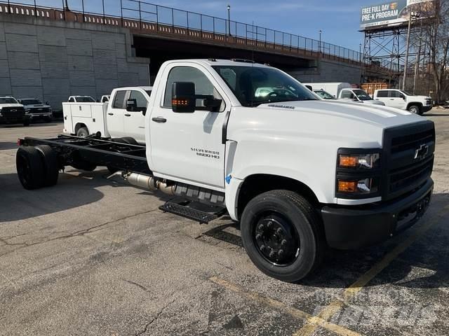 Chevrolet 6500 Kabíny a interiér