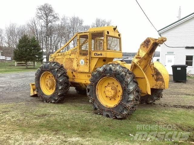 Clark 664D-GM Skiddery