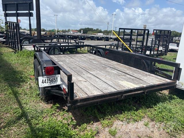 CM  Ďalšie prívesy