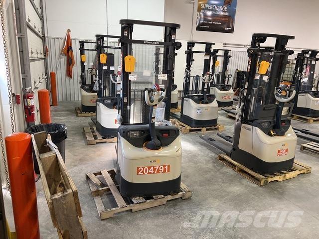 Crown ES 4000 Samohybné vozíky