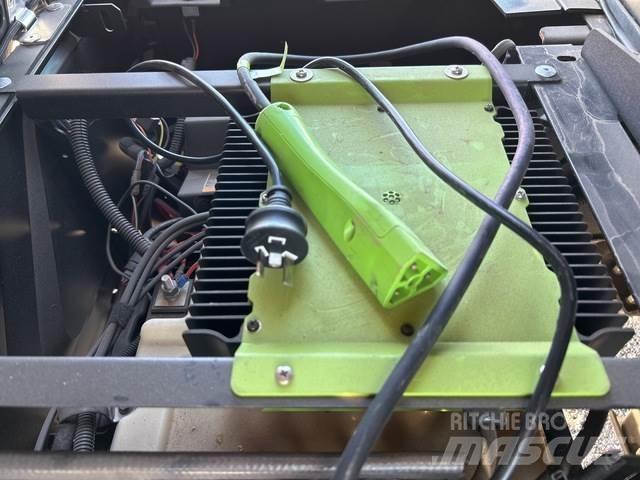 Cushman 800E Stavebníctvo - ostatné