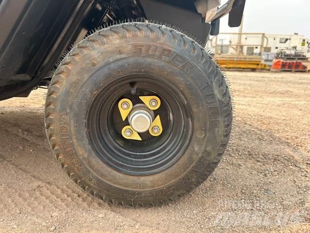 Cushman 800E Stavebníctvo - ostatné