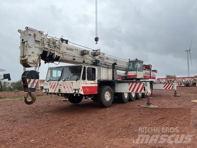 Demag HC340 Univerzálne terénne žeriavy