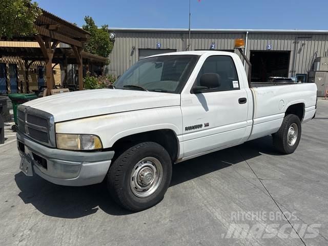 Dodge 2500 Iné
