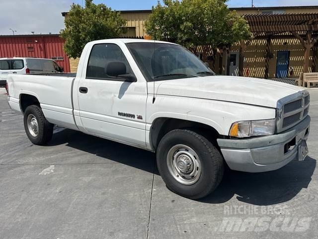 Dodge 2500 Iné
