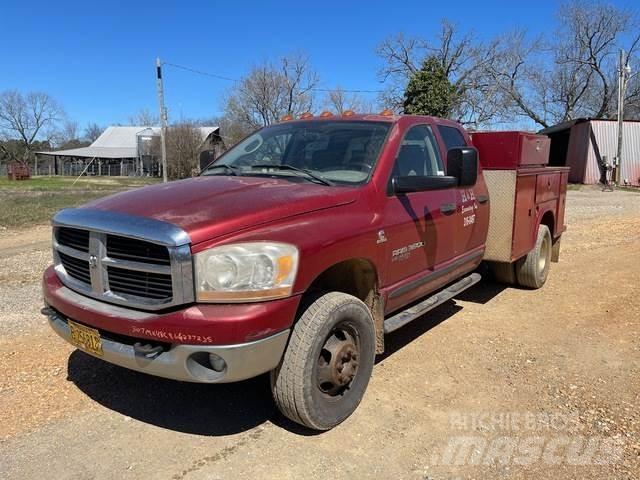 Dodge 3500 Nakladacia/sklápacia bočnica