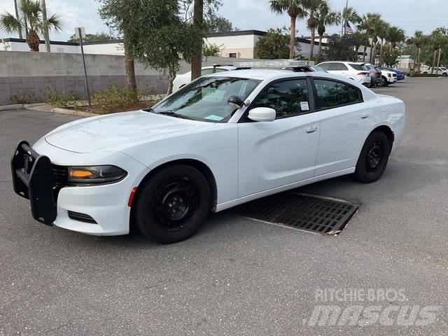 Dodge Charger Automobily