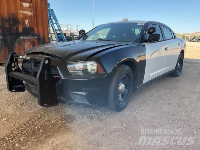 Dodge Charger Automobily