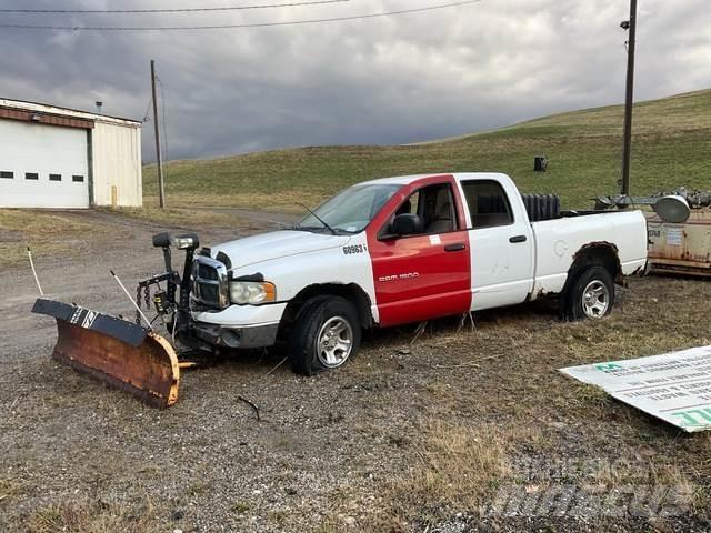 Dodge Ram 1500 Snežné pluhy, predné snežné radlice
