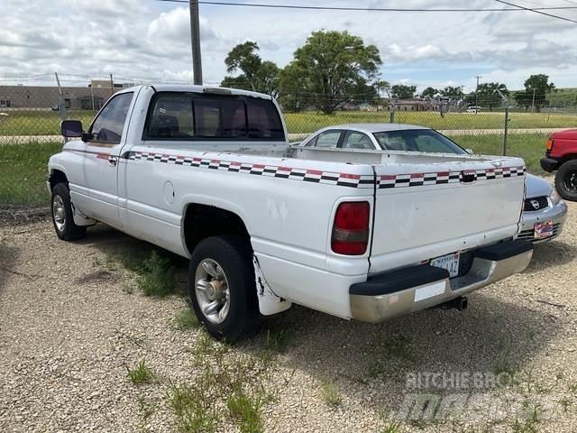 Dodge Ram 2500 Iné