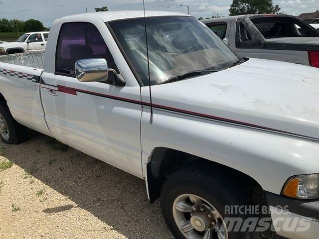 Dodge Ram 2500 Iné