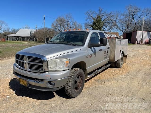 Dodge Ram 3500 Nakladacia/sklápacia bočnica
