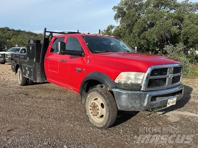 Dodge Ram 5500 Plošinové nákladné automobily/nákladné automobily so sklápacími bočnicami