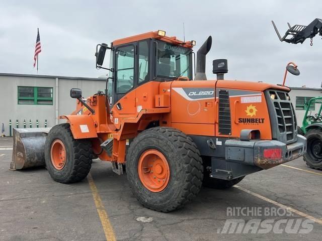 Doosan DL220-5 Kolesové nakladače
