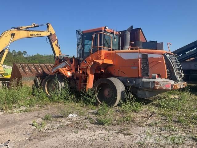 Doosan DL300-5 Kolesové nakladače