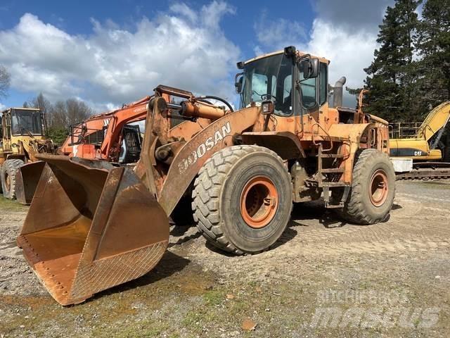Doosan DL400 Kolesové nakladače
