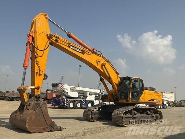 Doosan DX520LC Pásové rýpadlá