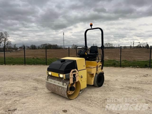Dynapac CC122C Kombinované valce
