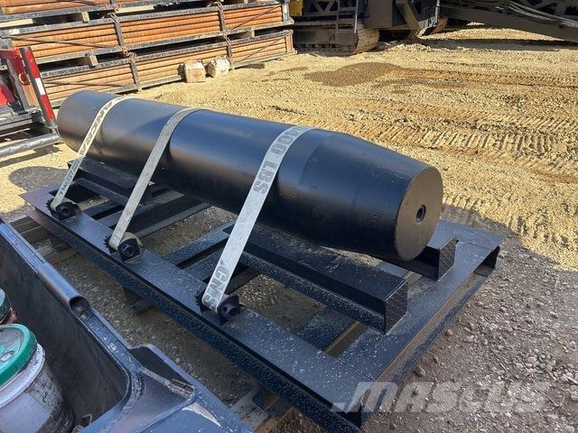  Earthtool Hydraulické baranidlá na zatĺkanie pilotov