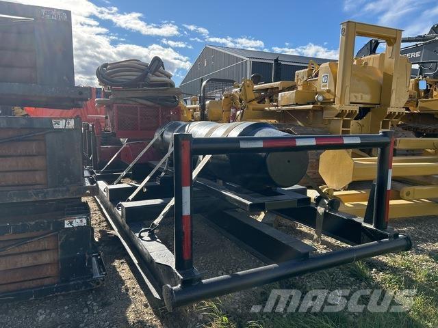  Earthtool Hydraulické baranidlá na zatĺkanie pilotov