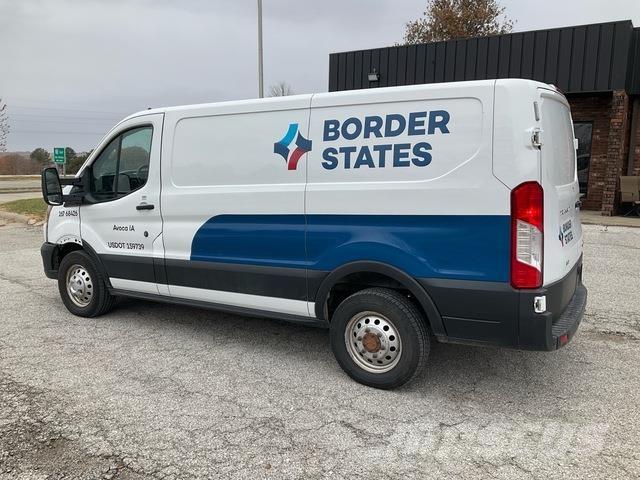 Ford  Skriňová nadstavba