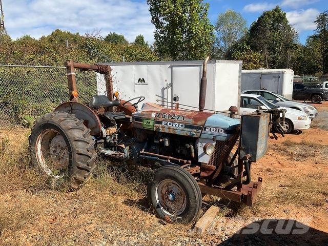 Ford 2810 Kompaktné traktory