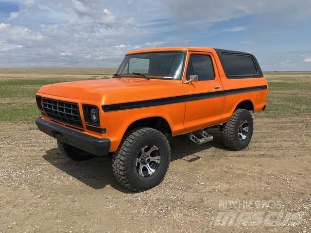 Ford Bronco Automobily
